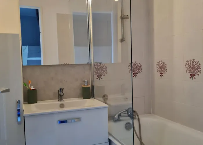 Apartment Magnifique Vue Pour Ce T2 Avec Piscine *